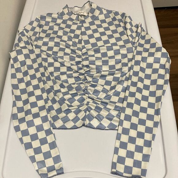 Stori NWOT Girls Checkered Long Sleeve Lightweight Top Mock Neck & ruched front. - Picture 1 of 9